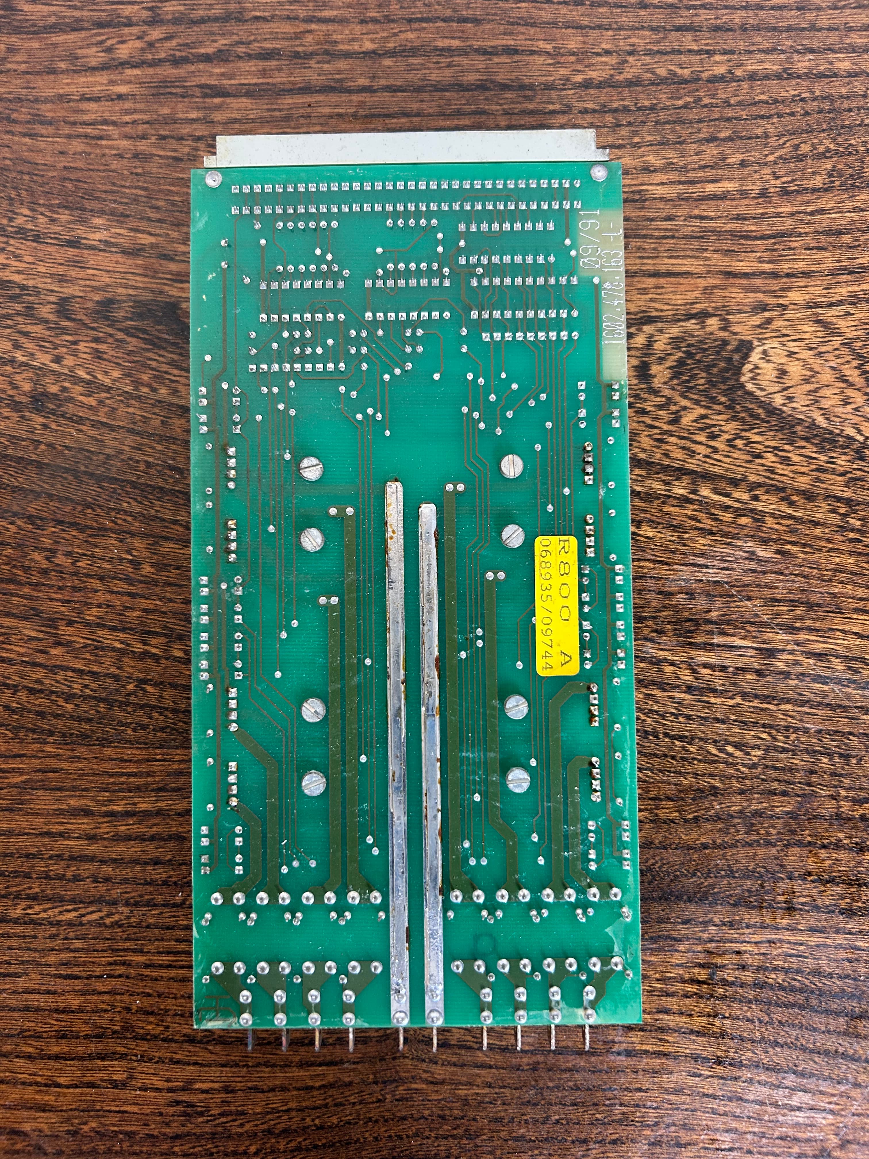 R800 A Regulator Card product photograph back